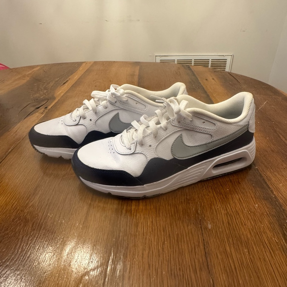 Men’s Nike White and Navy Athletic Shoes